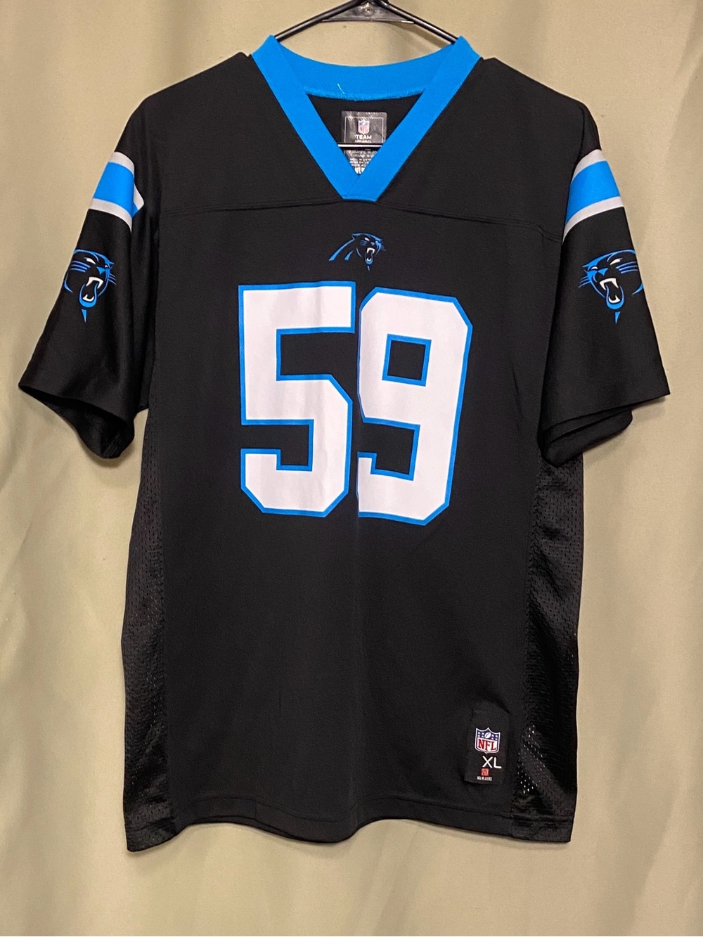 Carolina Panthers Youth NFL Team Apparel Black Luke Kuechly 59 XL 18/20 Jersey